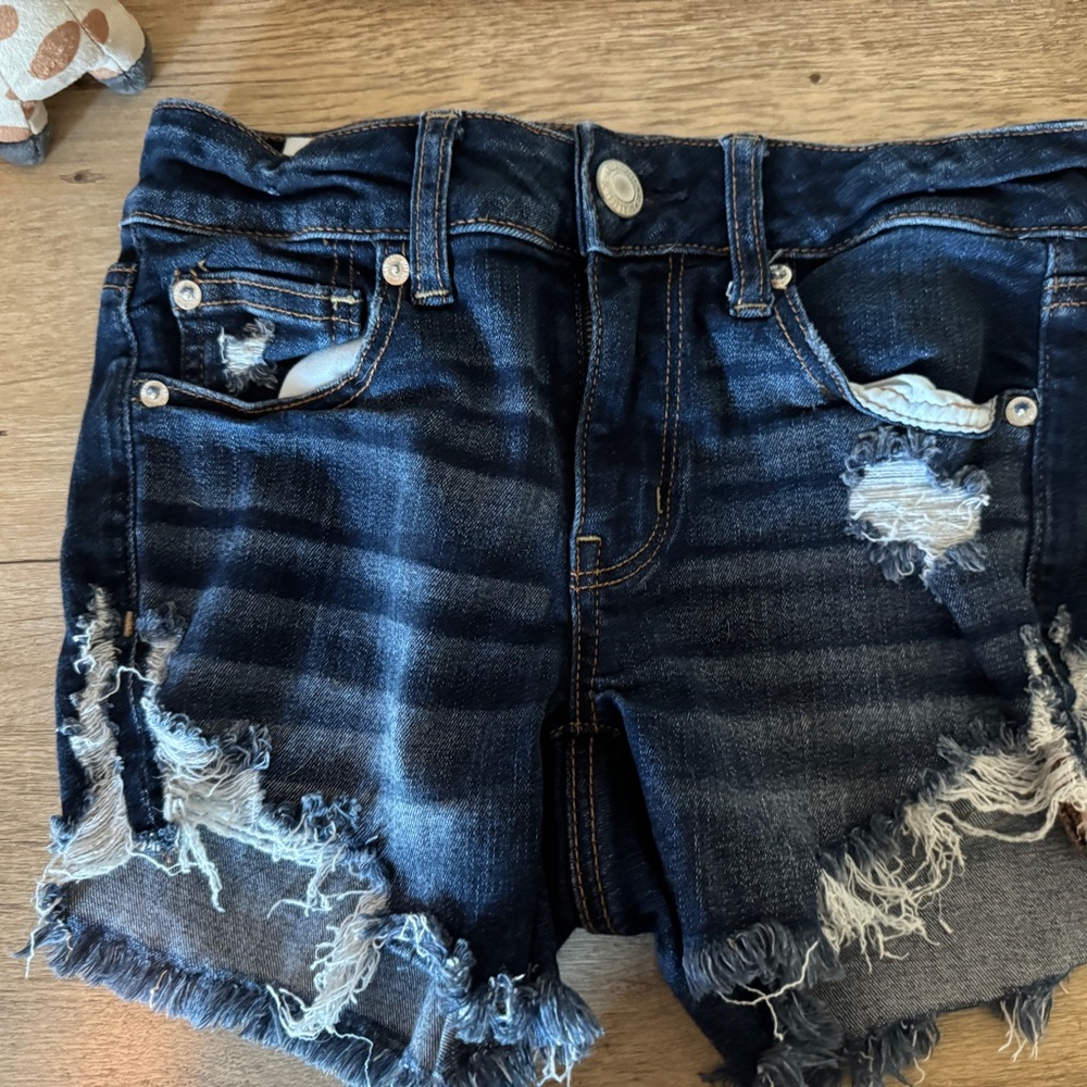 American Eagle midi shorts size 4